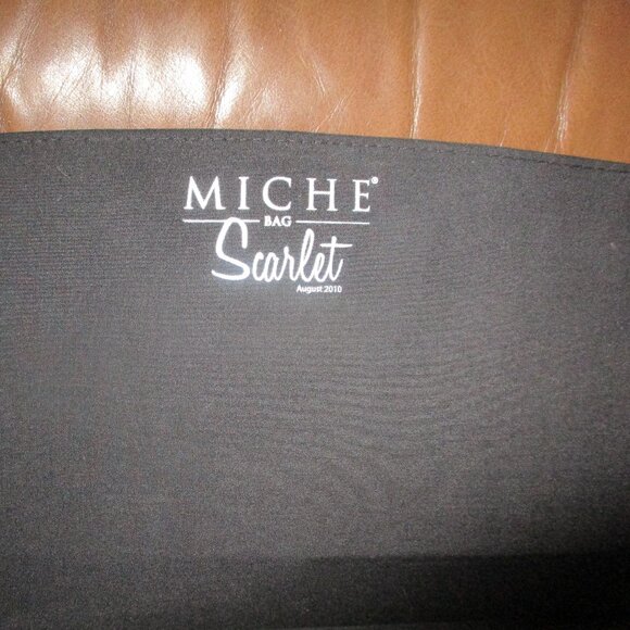 Miche Classic Convertible Handbag Base & 1 Shell - Picture 7 of 7